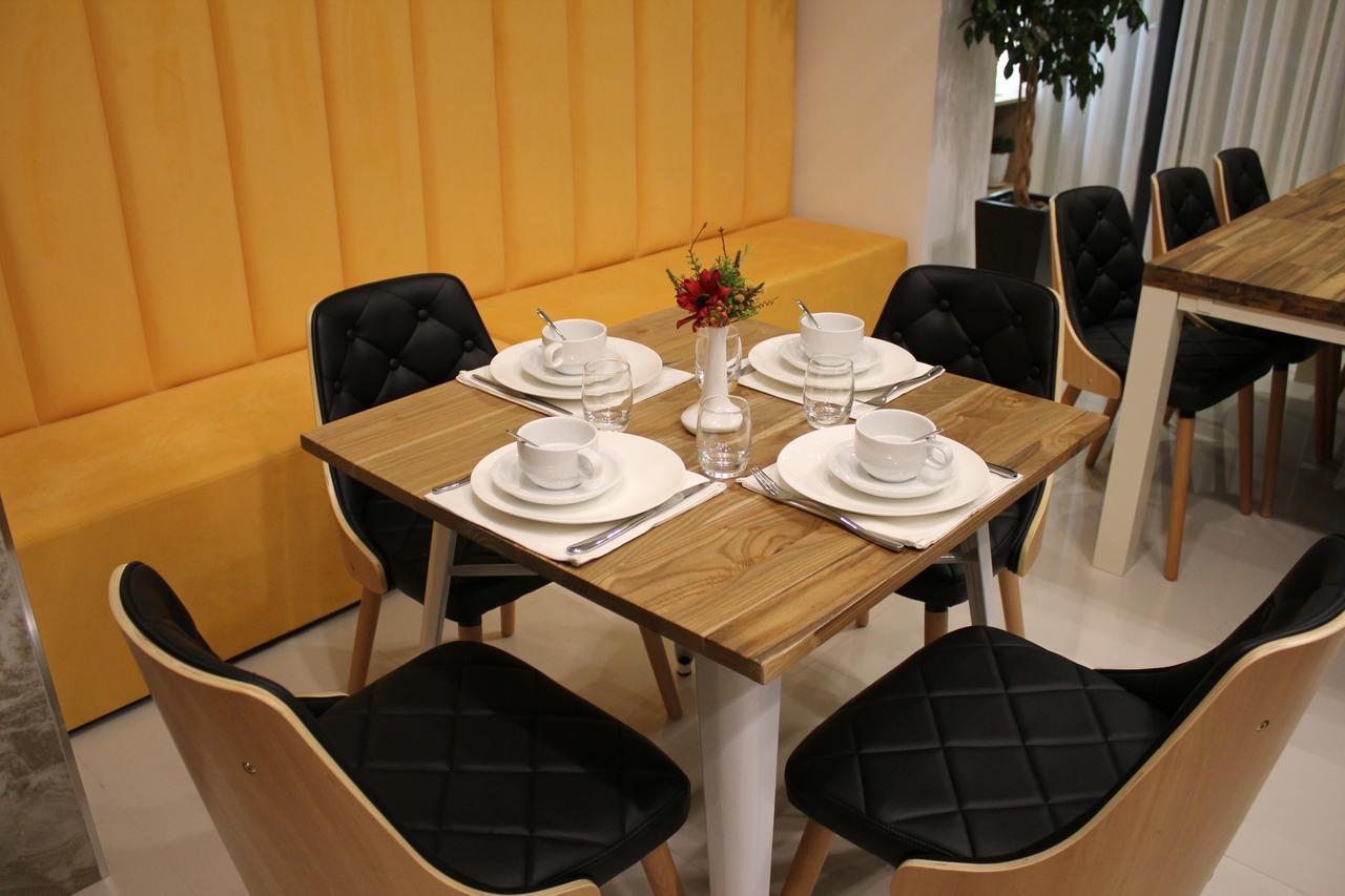 Park Hotel TIRANA Buitenkant foto