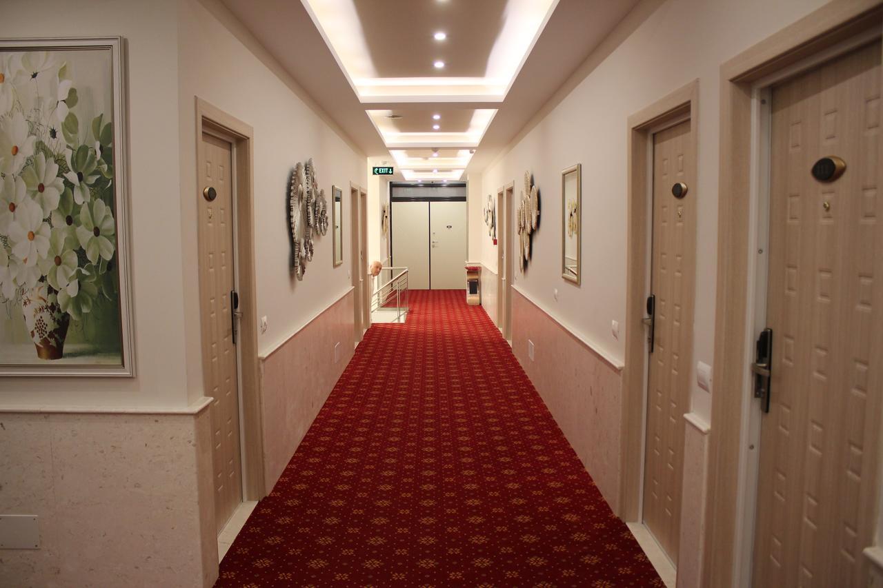 Park Hotel TIRANA Buitenkant foto